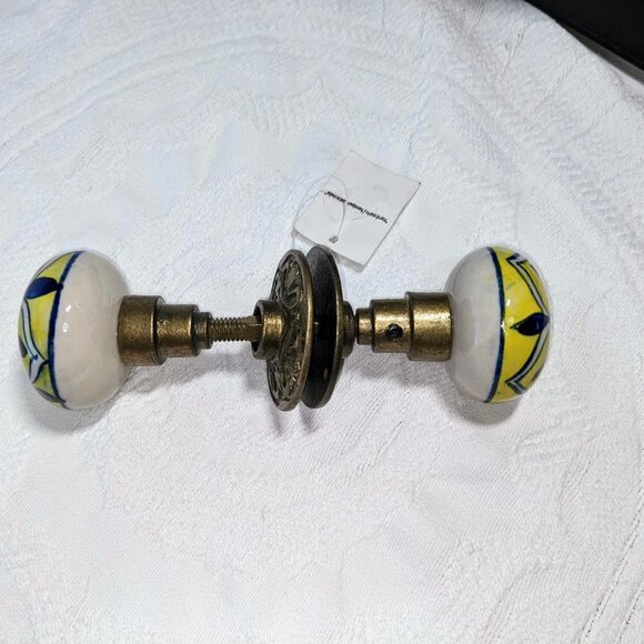 Vintage Ceramic Polished Hand Painted Floral Brass Doorknobs - Picture 3 of 5